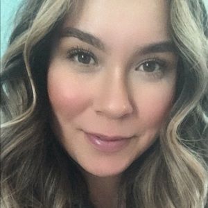 Meet your Posher, Lesley